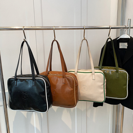 [GIRLS GOOB] Women's Square Bear Shoulder Bag Tote Bag Handbag, China OEM